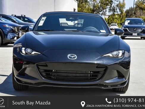 New 2026 MAZDA MX-5 Miata Club w/ Appearance Package RWD image 2