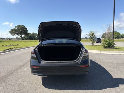 Used 2025 Honda Accord Sport image 18