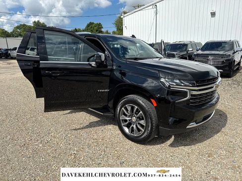 Used 2024 Chevrolet Tahoe LT w/ LT Signature Package AWD/4WD image 40