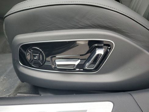 New 2026 Audi A8 L 3.0T AWD/4WD image 25