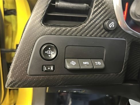 Used 2019 Chevrolet Corvette Z06 image 12