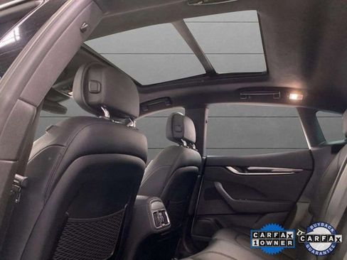 Used 2021 Maserati Levante image 23