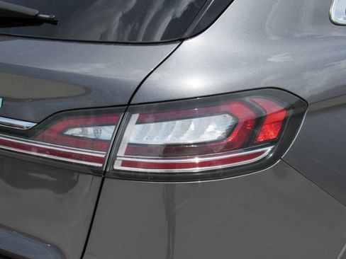 Used 2022 Lincoln Nautilus Reserve FWD image 13