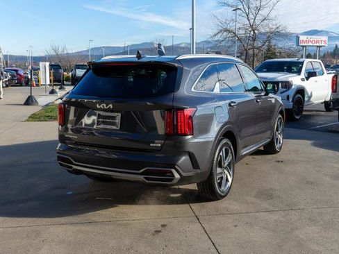 Certified 2024 Kia Sorento SX Prestige image 7
