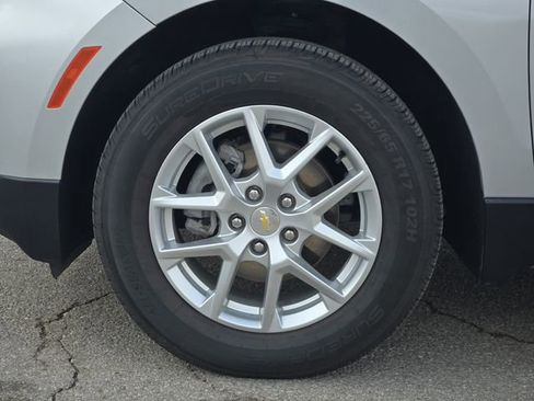 Used 2022 Chevrolet Equinox LS w/ LPO, Floor Liner Package image 13