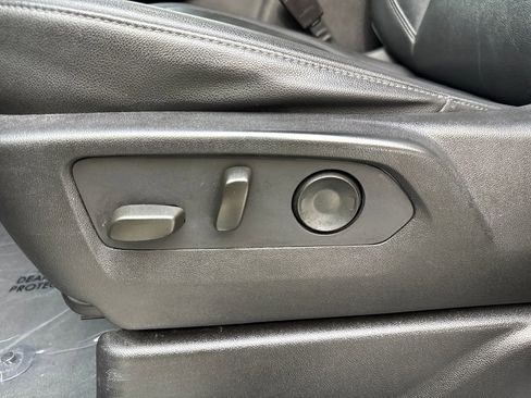 Used 2021 Chevrolet Tahoe LT AWD/4WD image 30