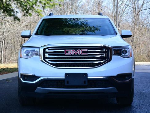 Used 2019 GMC Acadia SLT image 2
