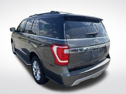 Used 2020 Ford Expedition XLT w/ Equipment Group 202A RWD image 3
