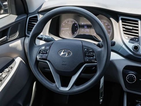 Used 2017 Hyundai Tucson SE w/ Cargo Package FWD image 16