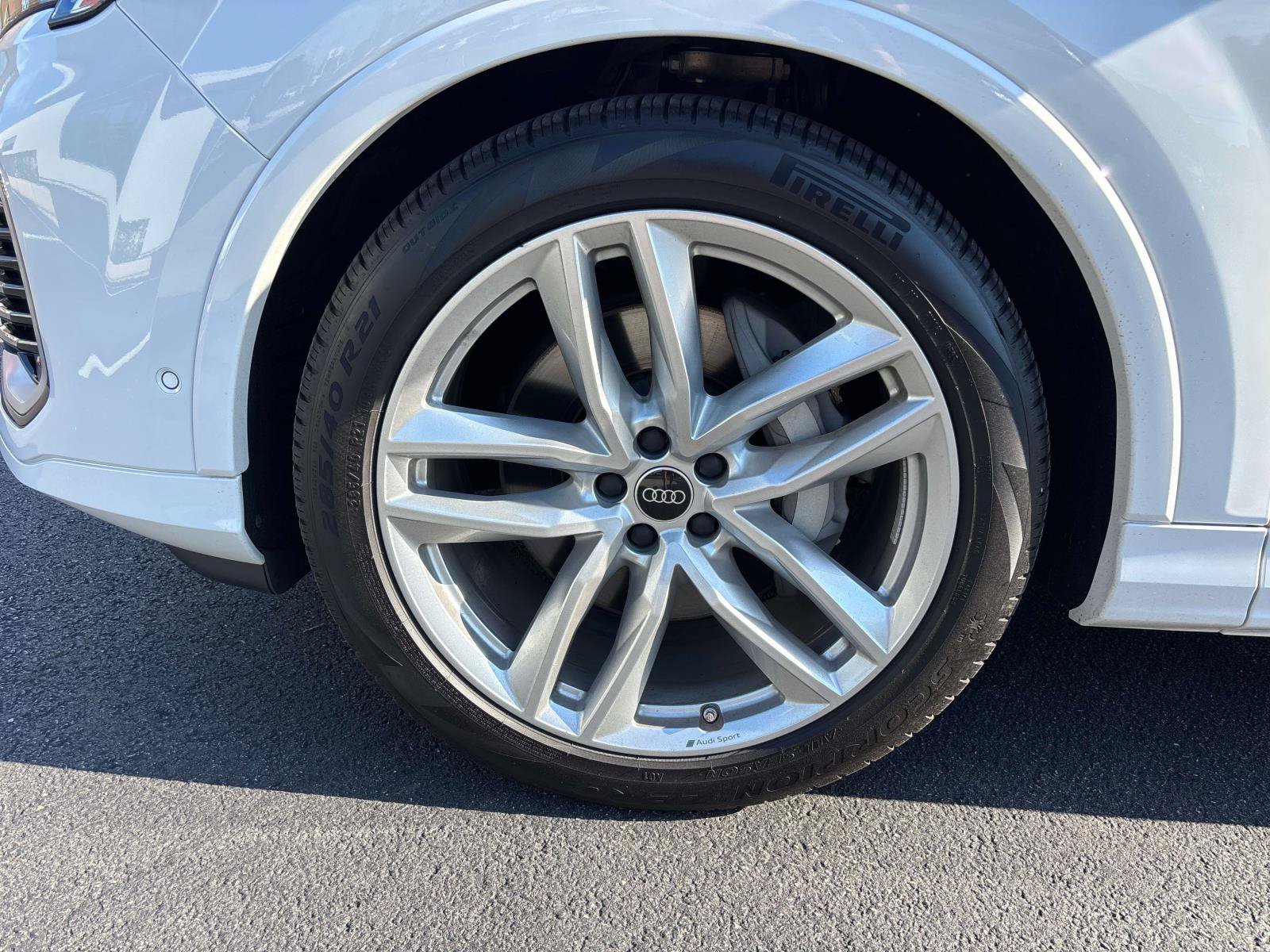 Used 2025 Audi Q7 3.0T Premium Plus AWD/4WD image 9