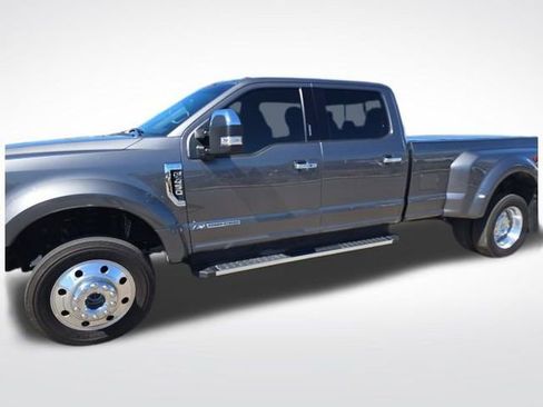 Used 2022 Ford F450 Lariat w/ Lariat Ultimate Package image 1