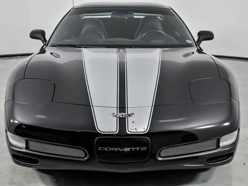 Used 2003 Chevrolet Corvette Z06 w/ Memory Package, 3 Drivers RWD image 4