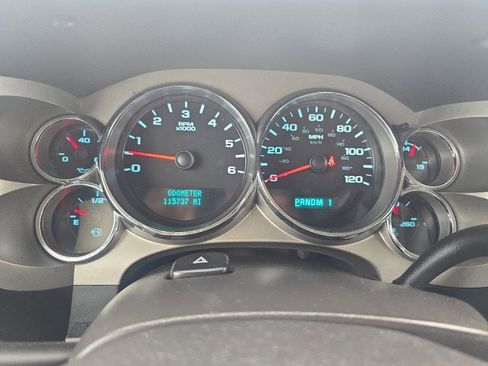 Used 2014 Chevrolet Silverado 3500 W/T w/ Snow Plow Prep Package image 20