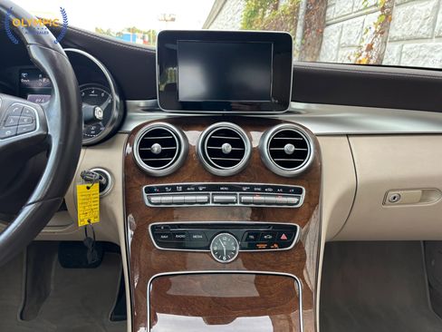 Used 2015 Mercedes-Benz C 300 4MATIC Sedan w/ Premium 1 Package image 27