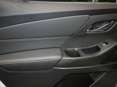 Used 2021 Chevrolet Traverse Premier w/ Redline Edition FWD image 20