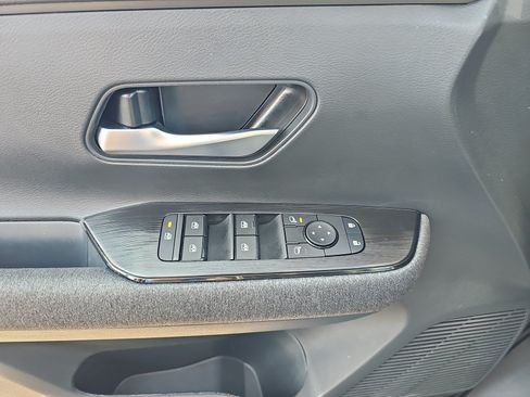 Used 2026 Nissan Kicks SV w/ Charging Package FWD image 23