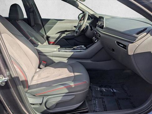 Used 2021 Hyundai Sonata SEL Plus w/ Tech Package image 18