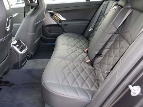 New 2026 BMW 740i 740i RWD w/ Premium Package image 13