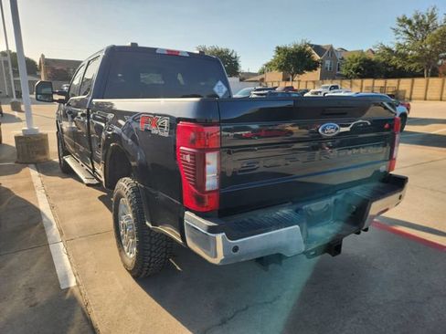 Used 2022 Ford F250 XLT w/ XLT Value Package AWD/4WD image 4