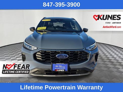 Certified 2025 Ford Escape ST-Line image 2