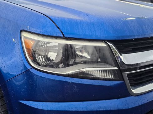 Used 2020 Chevrolet Colorado W/T w/ WT Convenience Package AWD/4WD image 22