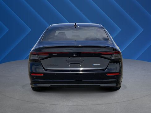 Used 2024 Honda Accord EX-L image 5