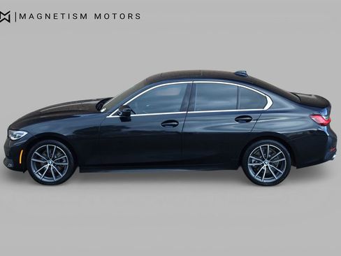 Used 2019 BMW 330i Sedan w/ Convenience Package image 2