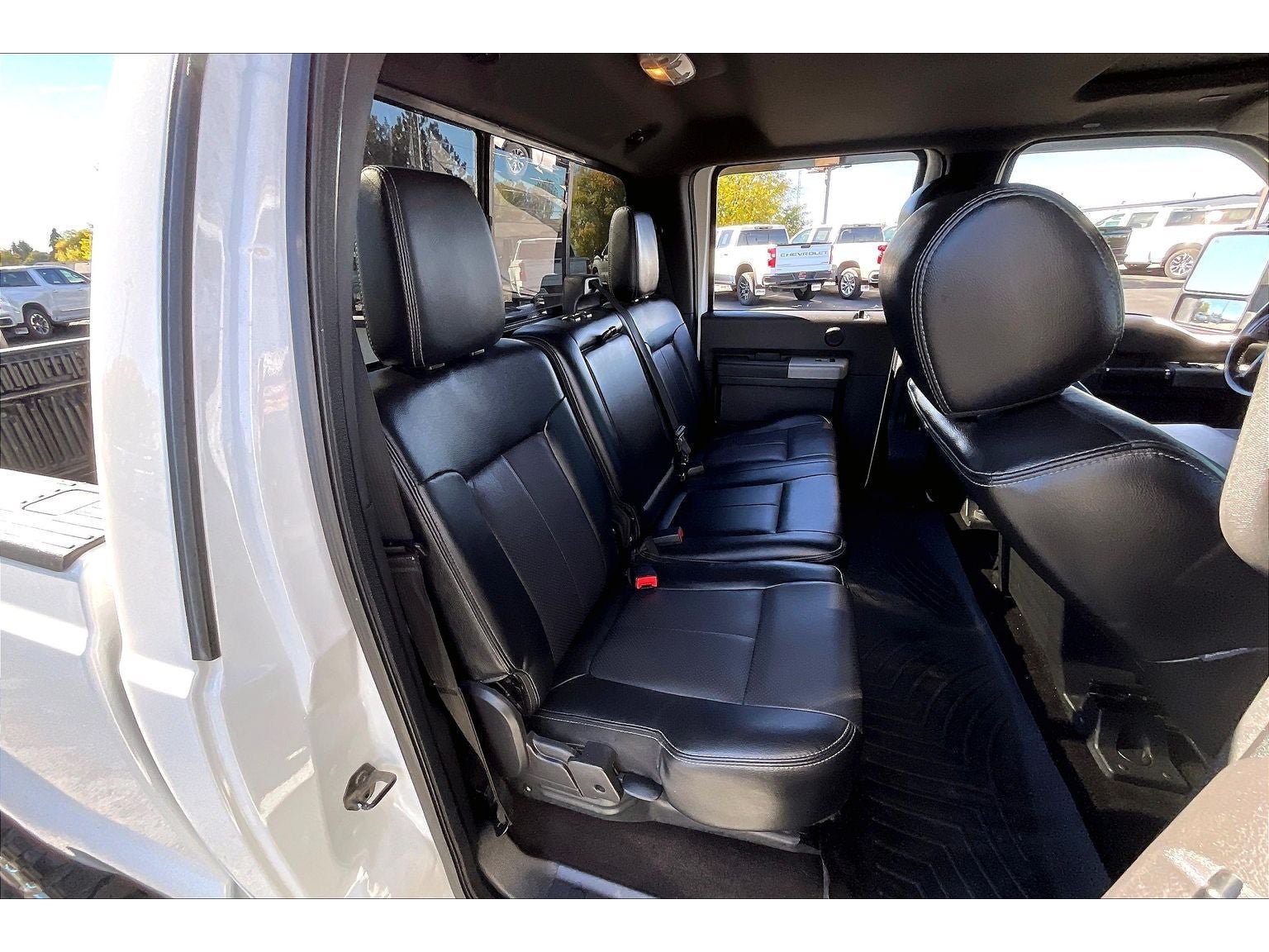 Used 2015 Ford F350 Lariat w/ Lariat Ultimate Package AWD/4WD image 29
