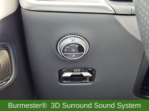 Used 2024 Mercedes-Benz GLC 300 4MATIC w/ AMG Line image 16