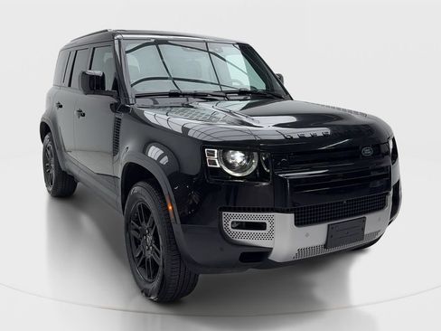 Used 2025 Land Rover Defender 110 S AWD/4WD image 2
