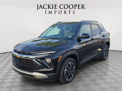Used 2025 Chevrolet TrailBlazer LT AWD/4WD image 1