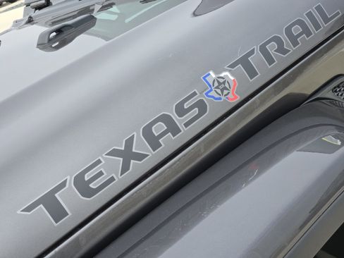 New 2026 Jeep Gladiator Sport image 8