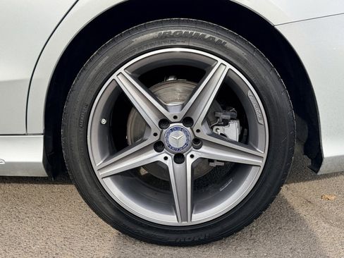 Used 2016 Mercedes-Benz C 300 4MATIC Sedan image 30