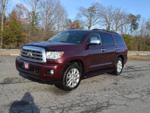 Used 2011 Toyota Sequoia Platinum image 75