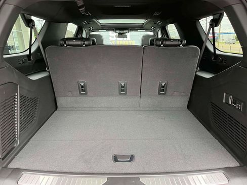 New 2026 GMC Yukon XL Denali w/ Sun & Power Step Package AWD/4WD image 18