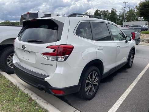 Used 2021 Subaru Forester Limited w/ Popular Package #3 AWD/4WD image 4