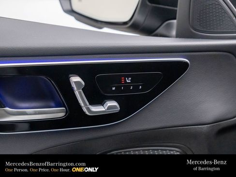 New 2026 Mercedes-Benz C 300 4MATIC Sedan image 16