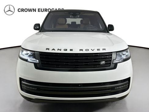 Used 2023 Land Rover Range Rover Long Wheelbase SE AWD/4WD image 2