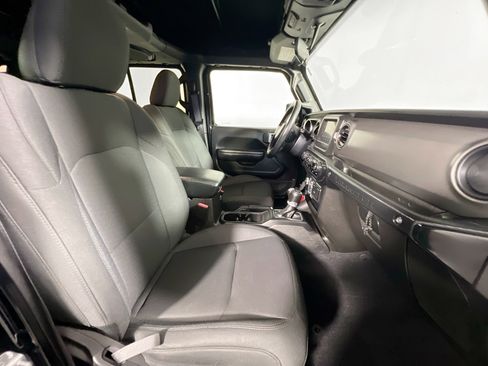 Used 2022 Jeep Wrangler Unlimited Sport AWD/4WD image 30