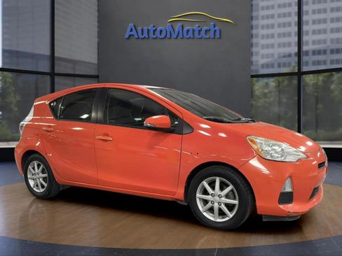 Used 2013 Toyota Prius C Three image 13