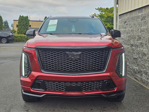 Used 2025 Cadillac Escalade V AWD/4WD image 12
