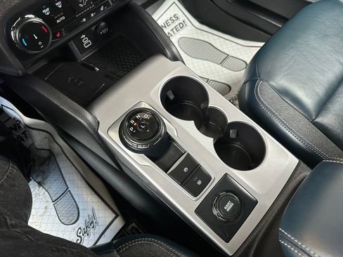 Used 2023 Ford Bronco Sport Outer Banks w/ Tech Package image 9