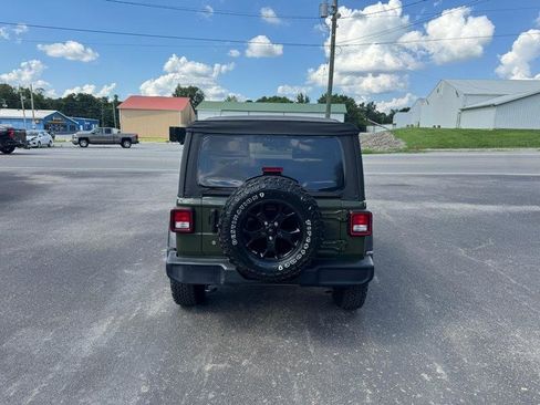 Used 2020 Jeep Wrangler Unlimited Sport AWD/4WD image 4