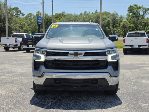 Used 2023 Chevrolet Silverado 1500 LT AWD/4WD image 12