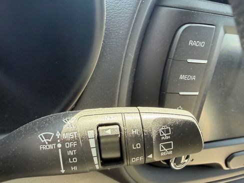 Used 2024 Kia Soul LX w/ LX Technology Package FWD image 13