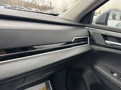 Used 2024 Mitsubishi Outlander SEL image 21