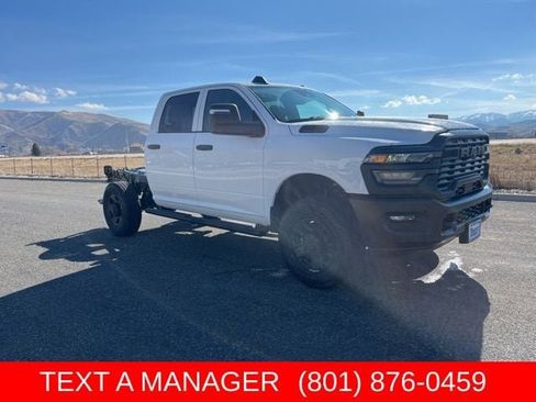 New 2026 RAM 2500 Tradesman AWD/4WD image 1