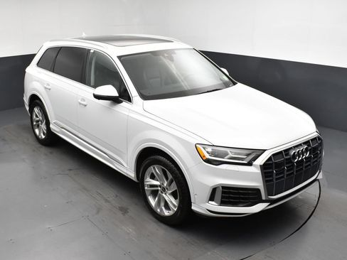 Used 2023 Audi Q7 3.0T Premium Plus AWD/4WD image 17