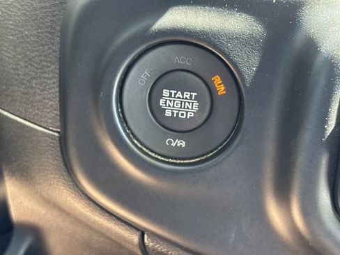 Used 2023 Jeep Wrangler Unlimited Rubicon 4xe w/ Cold Weather Group AWD/4WD image 32
