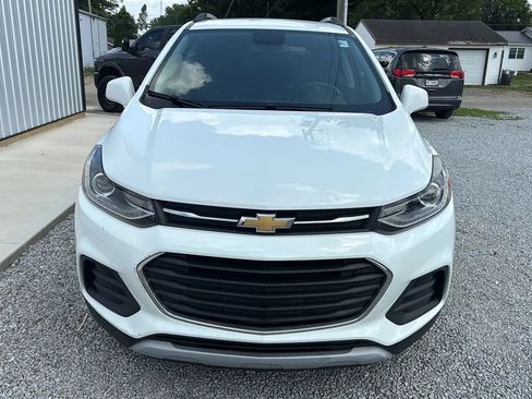 Used 2019 Chevrolet Trax LT w/ LT Convenience Package AWD/4WD image 11